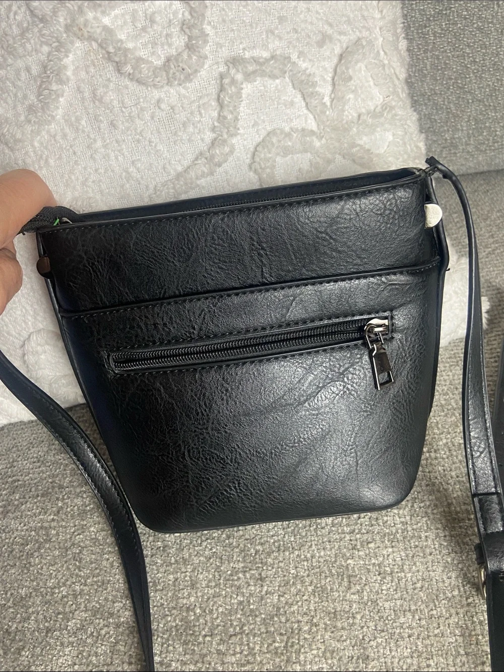 Elegant Black Tassel Crossbody Bag by